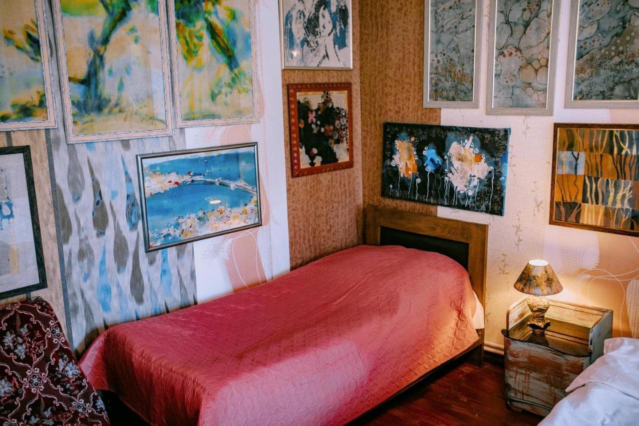 فندق Artist'S House Tetritskaro المظهر الخارجي الصورة