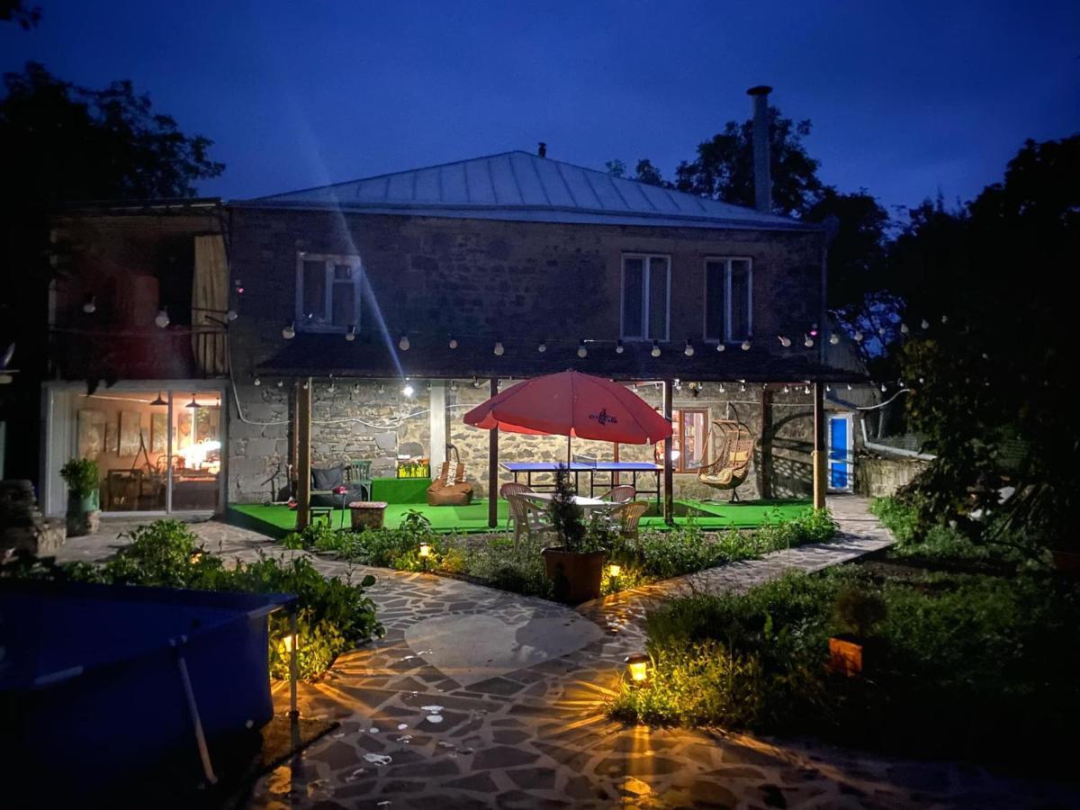فندق Artist'S House Tetritskaro المظهر الخارجي الصورة